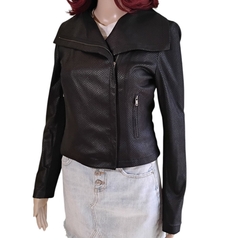 Gianni Bini Black Faux Snakeskin Leather Moto Jacket - Size 2